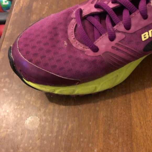 Brooks Launch 3 Women's Purple Running Shoes - Picture 8 of 12